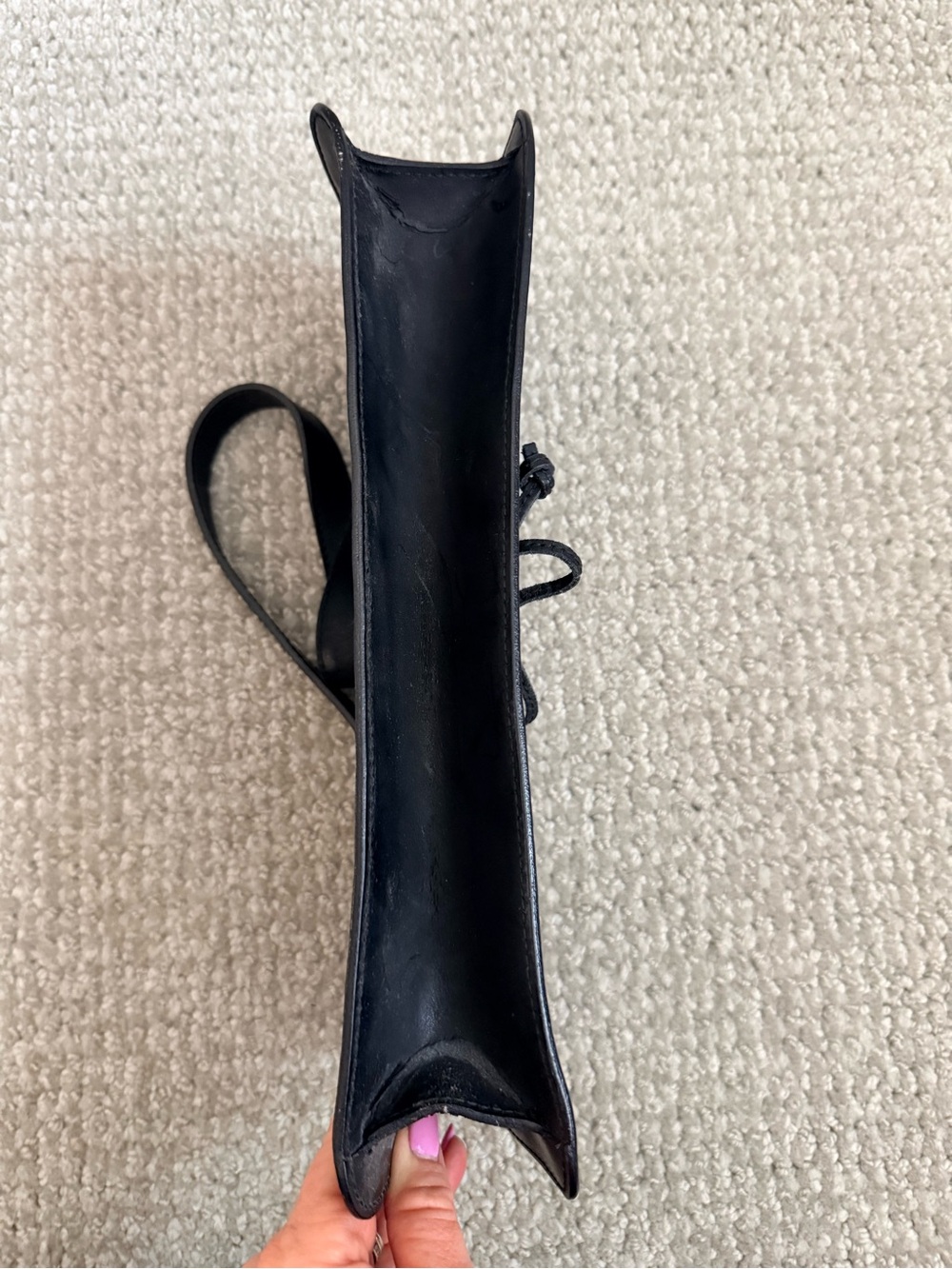 Furla Black Leather Knot-Detail Shoulder Bag - Picture 6 of 7